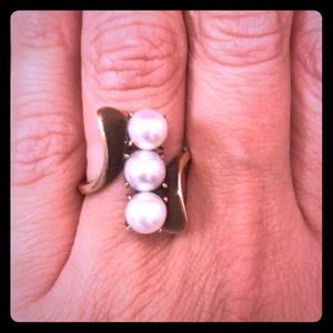 Antique 24k gold and 3 pearl cocktail ring 💜7💜